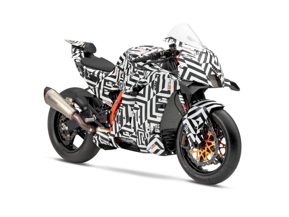 KTM 990 RC R, svelato il prototipo della nuova carenata austriaca